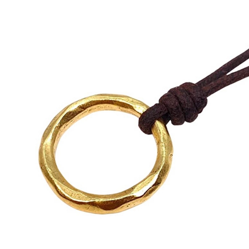 Circle gold necklace